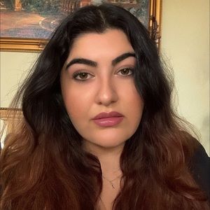 Meet your Posher, Melina